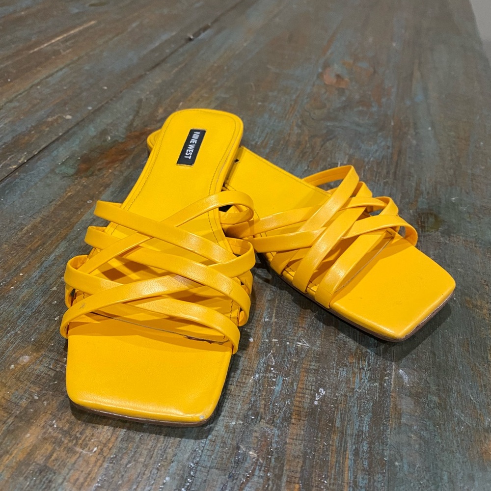Nine West Yellow Strappy Sandals. Womens size 9